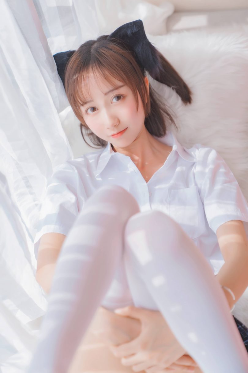 木棉棉OwO cos作品 | 木棉棉OwO_怀中猫cosplay [68P-1.05GB]