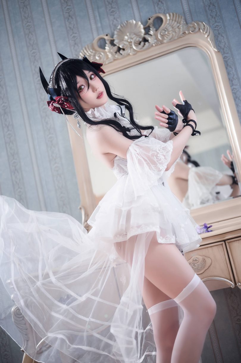 阿包也是兔娘cos伊内斯 | 阿包也是兔娘_明日方舟·伊内斯芭蕾cos [25P-176MB]