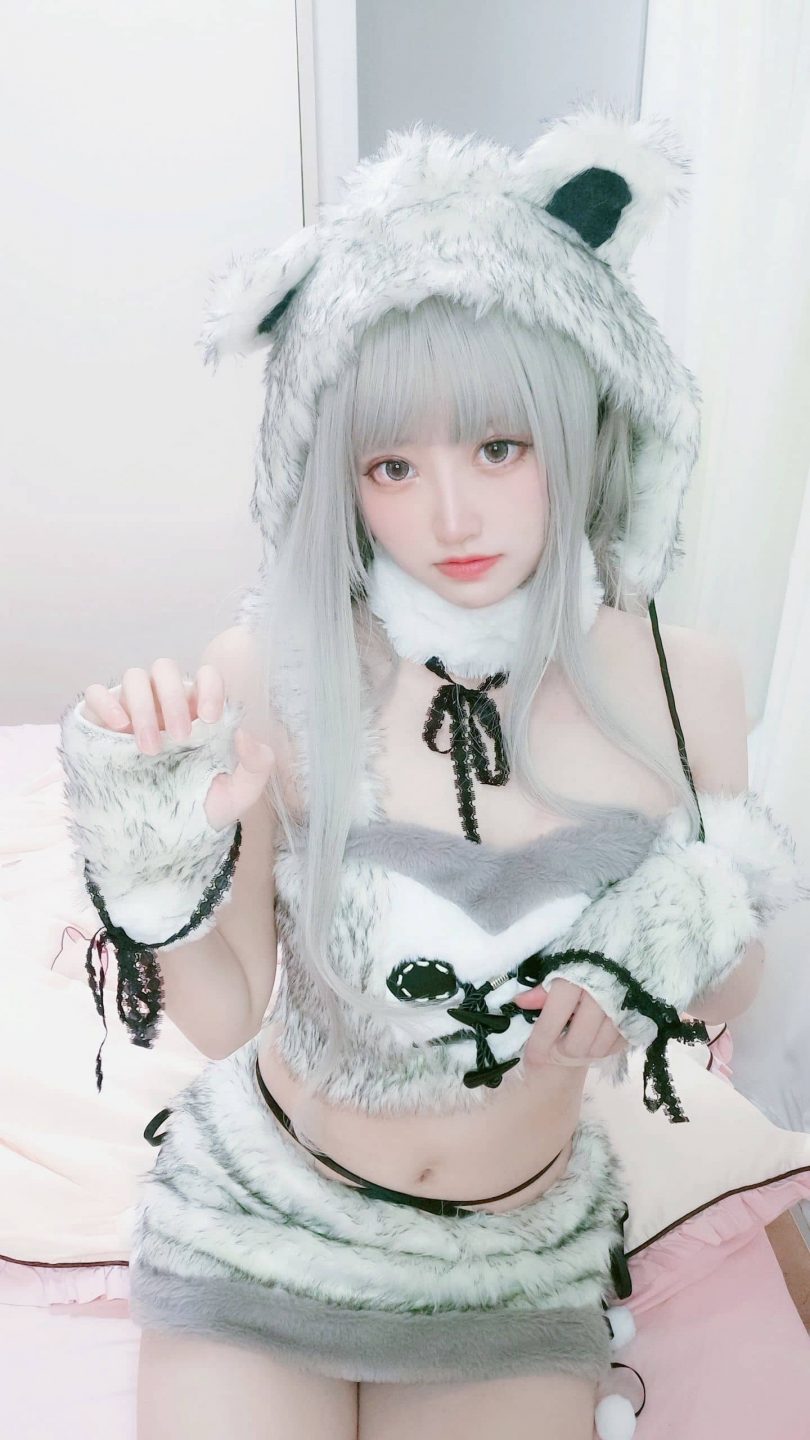 千阳(ちよ)cos白熊 | 千阳快起床_原创·白熊cos作品 [14P-18MB]