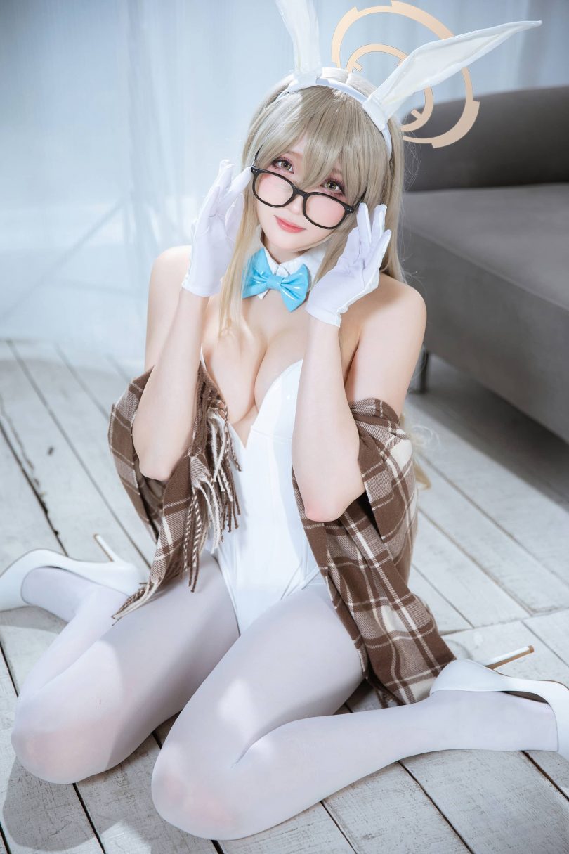 瓜希酱cos BA兔兔 | 瓜希酱&Momoko葵葵_双人本·BA兔兔cos [93P-279MB]