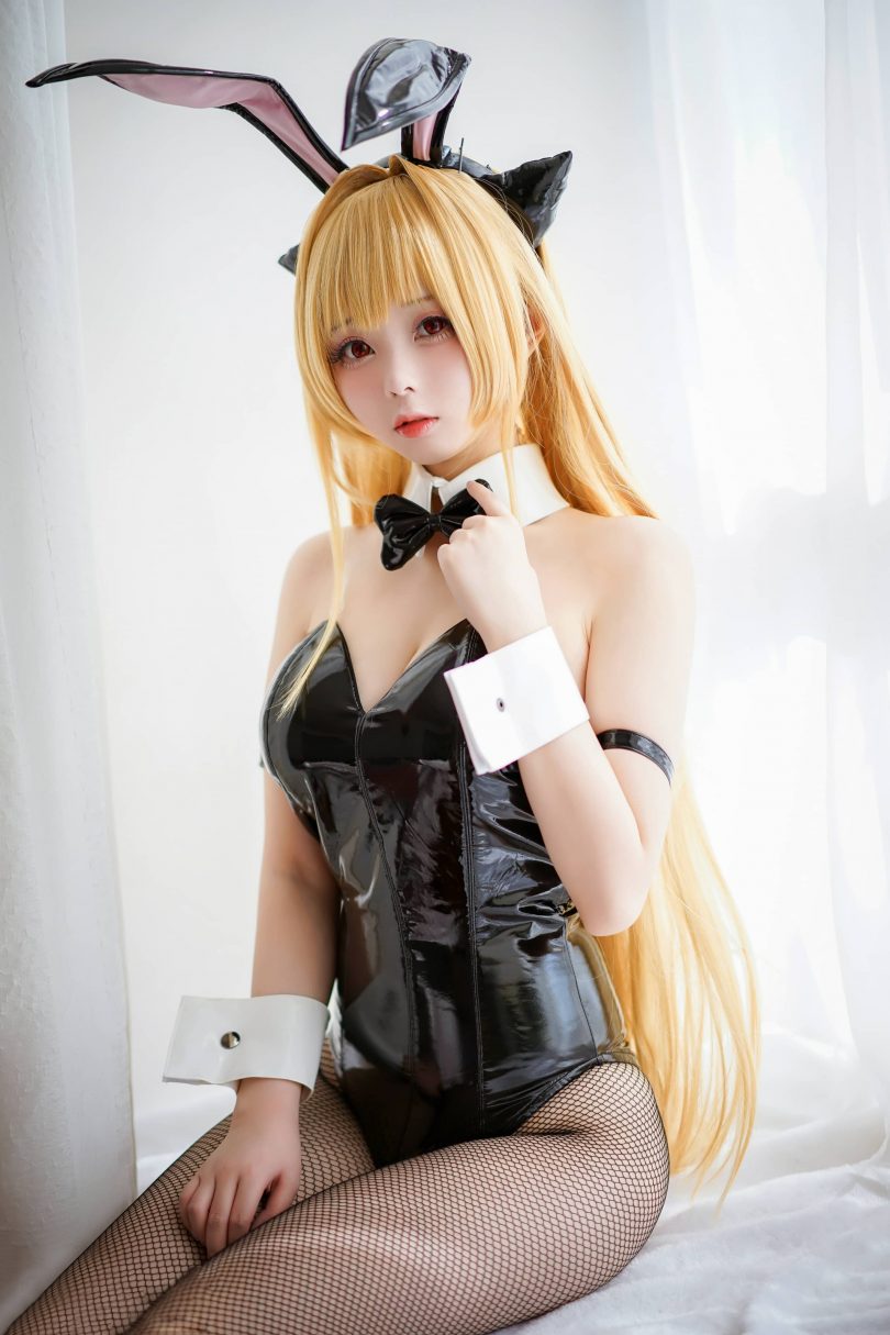 嶋葵cos兔女郎 | 嶋葵_网袜·兔女郎cos作品 [10P-74MB]