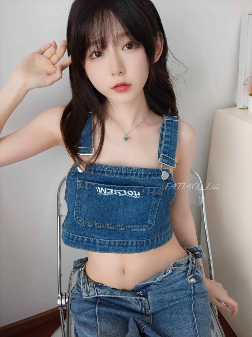 迷之呆梨_Fantia cos | 迷之呆梨_Fantia·2023年04月订阅cos合集 [156P4V-362MB]