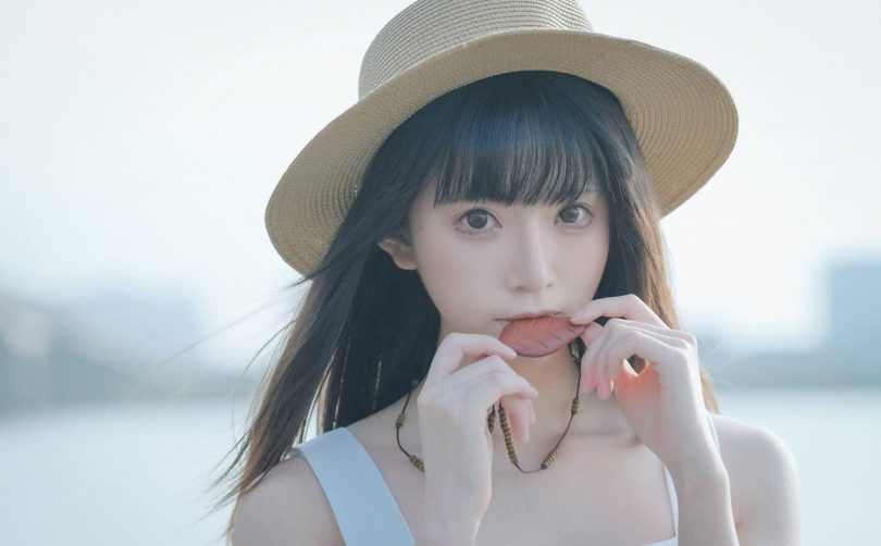 Kitaro_绮太郎cos纯洁少女 | Kitaro绮太郎_少女感·白色长裙cos作品 [17P-54MB]