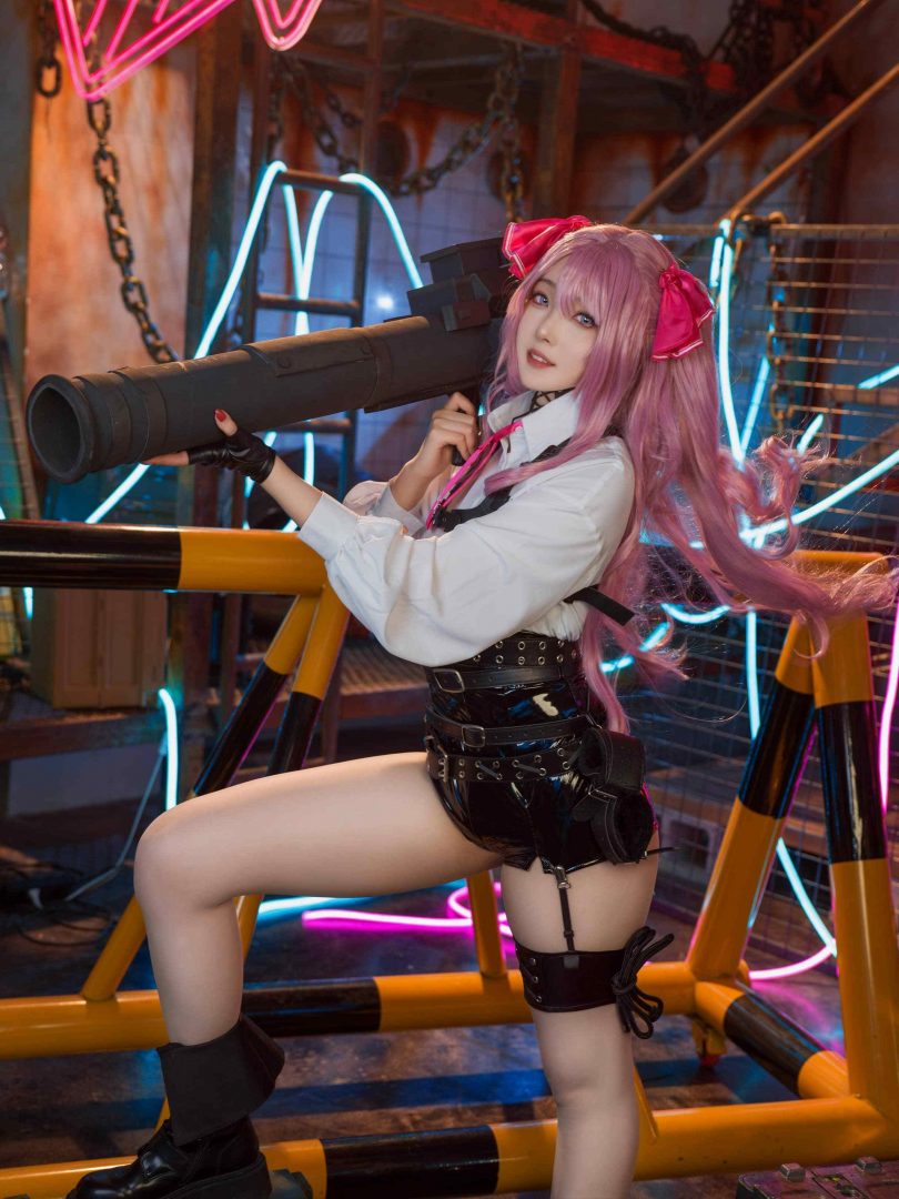 Natsuko_夏夏子cos尤妮 | Natsuko夏夏子_胜利女神NIKKE·尤妮cos [74P1V-2.66GB]