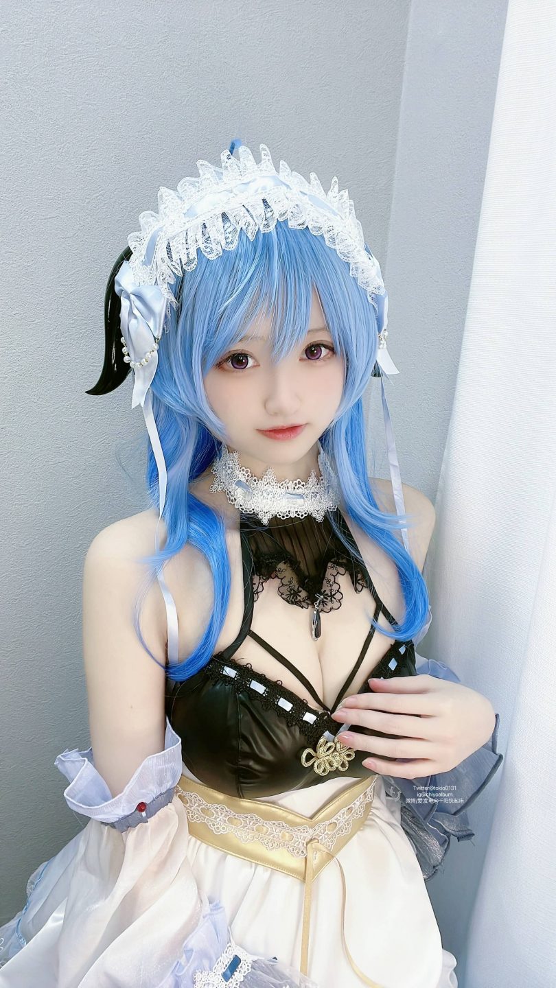 千阳(ちよ)cos甘雨 | 千阳快起床_原神·甘雨女仆cos作品 [24P-55MB]