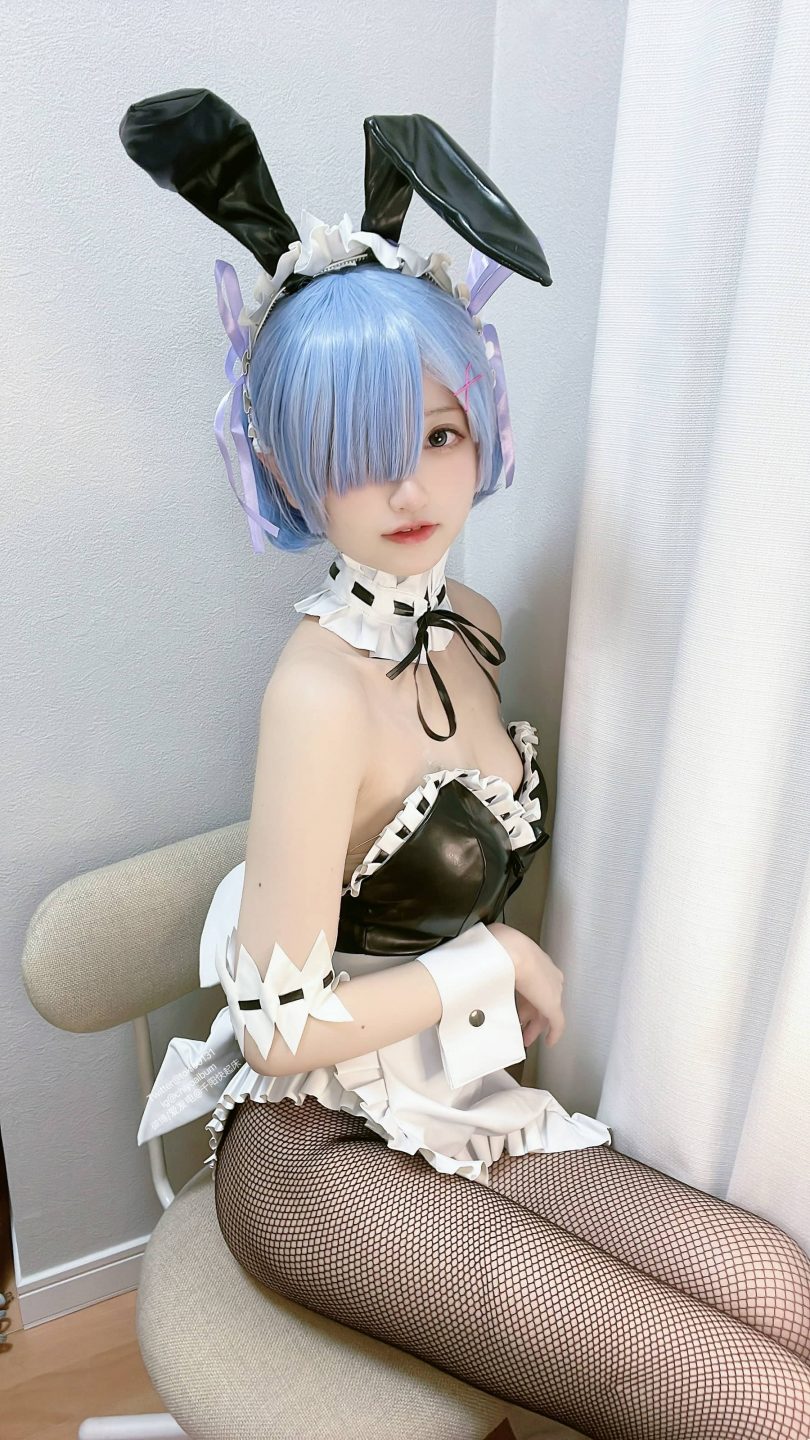 千阳(ちよ)cos蕾姆 | 千阳快起床_兔女郎·蕾姆cos作品  [15P-40MB]