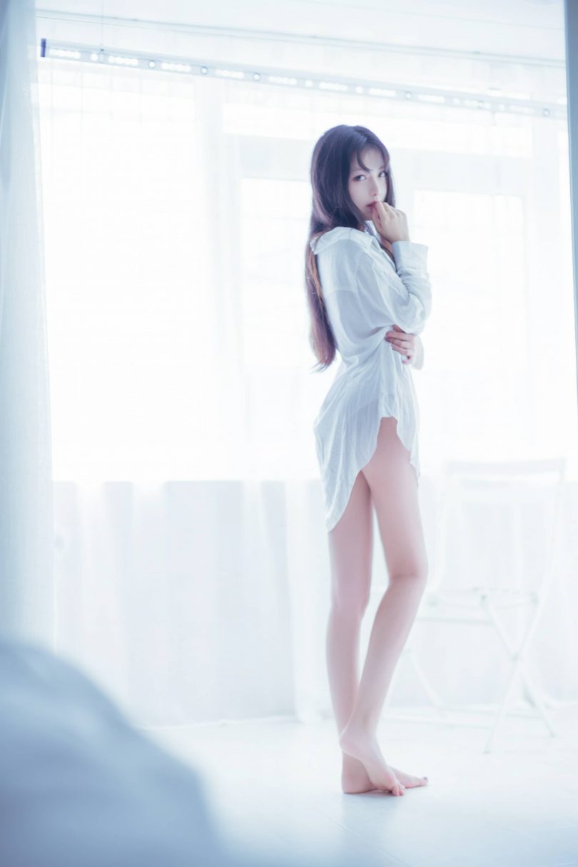 Shika小鹿鹿cos_少女系列 | Shika小鹿鹿_纯洁少女·白衬衣cos作品 [13P-94MB]