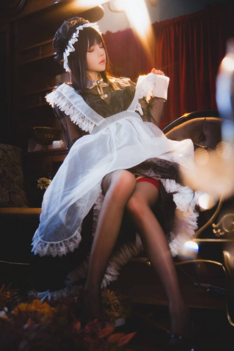 桜桃喵cos女仆 | 桜桃喵_透明女仆·黑色丝袜cos作品 [46P2V-381MB]