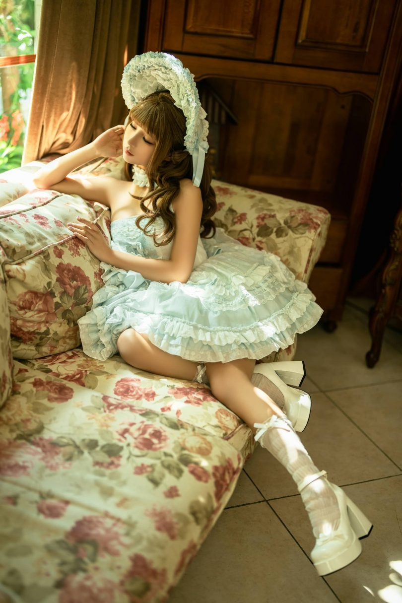 蠢沫沫cos_公主裙 | 蠢沫沫_公主裙+短丝袜cos作品 [30P-239MB]