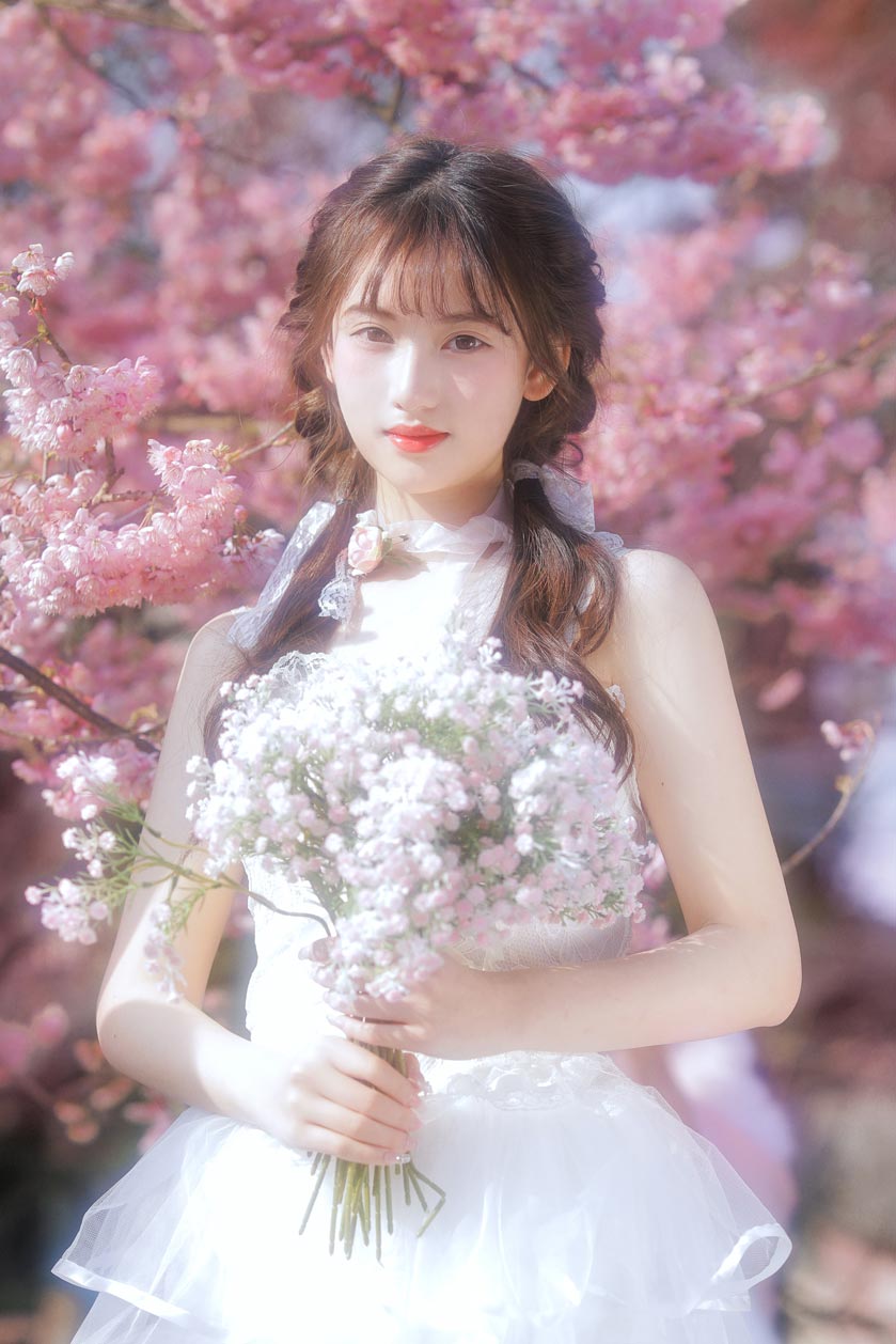 怡子yiii个人资料介绍及COS作品合集