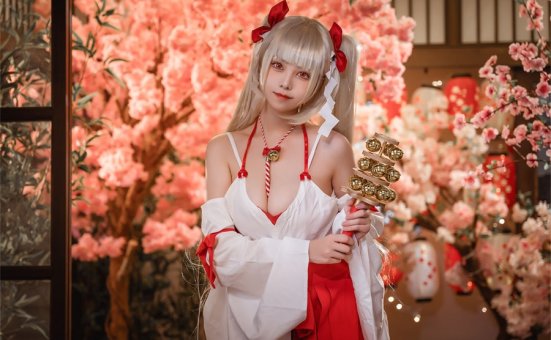 当巫女遇上蜜汁猫裘：呈现出可畏角色之美！