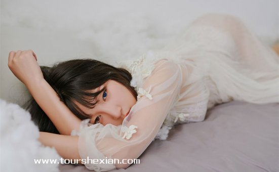 姜仁卿的迷人风采,最新图片资源在线赏析