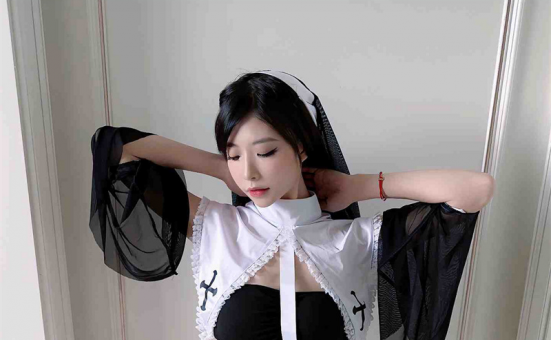 陈妮妮图片合集分享，她的微密付费内容是什么