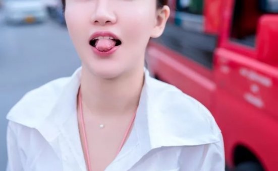 K8傲娇萌萌介绍，表情到位的微胖女神