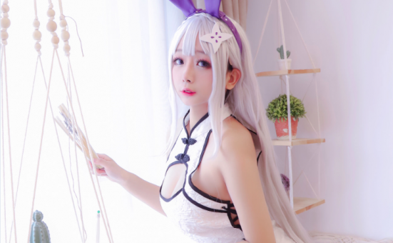 日奈娇旗袍，三款旗袍摄影作品赏析