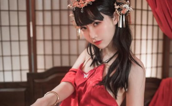 面饼仙儿cos逸仙,超美中式风格作品赏析