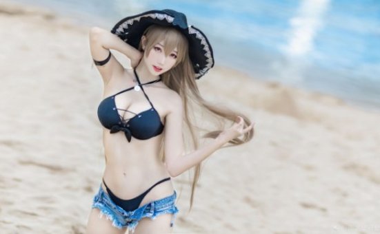 周叽是可爱兔兔cos作品 | 周叽是可爱兔兔在《碧蓝航线》cos让·巴尔