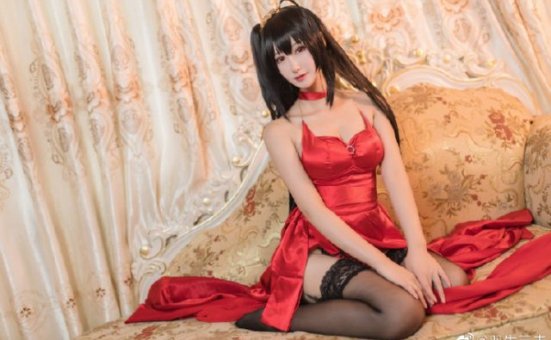 羽生三未cos《碧蓝航线》大凤，性感炽热，美丽迷人