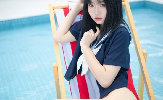 少女风COS高清图赏：coser柒柒要乖哦带来的视觉盛宴