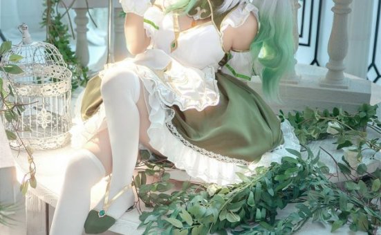 “原神”的魔幻花园:蠢沫沫古典优雅的纳西妲COSPALY