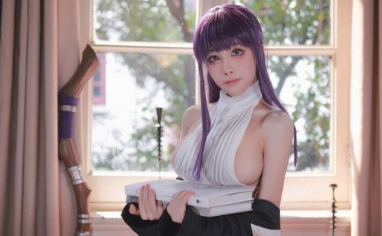 水淼aqua·葬送的芙莉莲COS:精灵之美引爆网红旋风