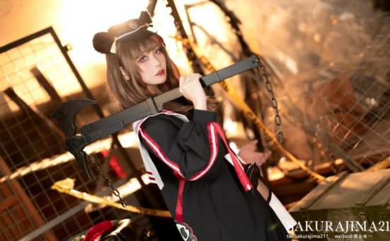 [明日方舟]樱岛嗷一cos凛冬，魅力四溢再现酷帅先锋