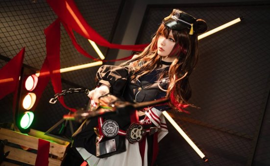 星之迟迟cos凛冬 | 星之迟迟_明日方舟·凛冬cos作品 [26P-113MB]