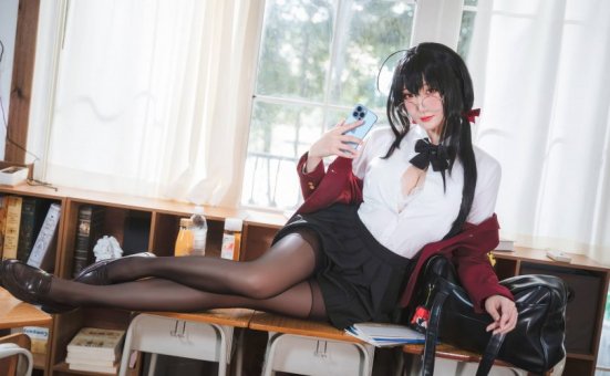 瓜希酱cos大凤 | 瓜希酱_碧蓝航线·大凤JK cos作品 [30P-150MB]