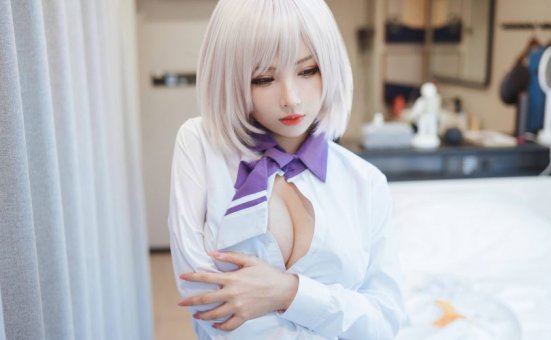 rioko凉凉子cos貉 | rioko凉凉子(肉扣热热子)_电光机王·貉cos作品 [51P8V-1.59MB]