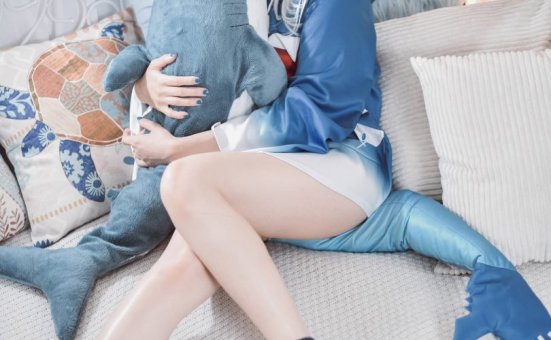 ElyEE子 cos鲨鱼少女 | ElyEE子_Gawr Gura噶呜·古拉cos作品 [24P-45MB]
