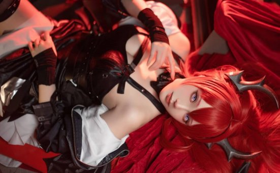 瓜希酱cos史尔特尔 | 瓜希酱_明日方舟·史尔特尔cos作品 [104P-695MB]