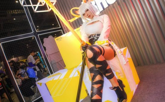 菌烨tako cos卡涅利安 | 菌烨tako_明日方舟·卡涅利安cos [7P-12.57MB]