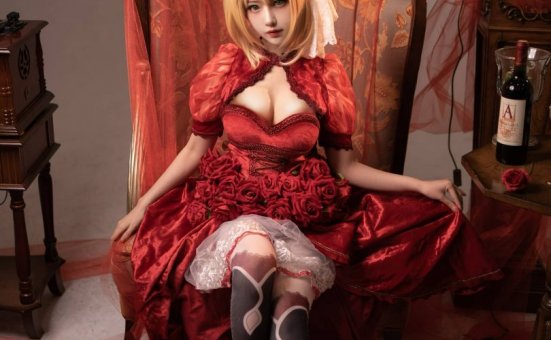 Shika小鹿鹿cos尼禄 | Shika小鹿鹿_FGO·尼禄礼服cos作品 [15P-33MB]