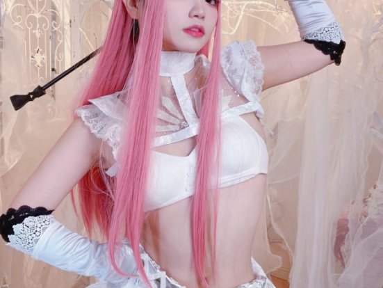 [Fate/Grand Order]伊喵_Master cos女王梅芙，诠释女王的性感与可爱